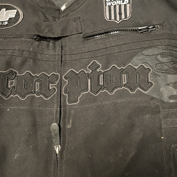 Black Performance Jacket - Picture 2 of 4